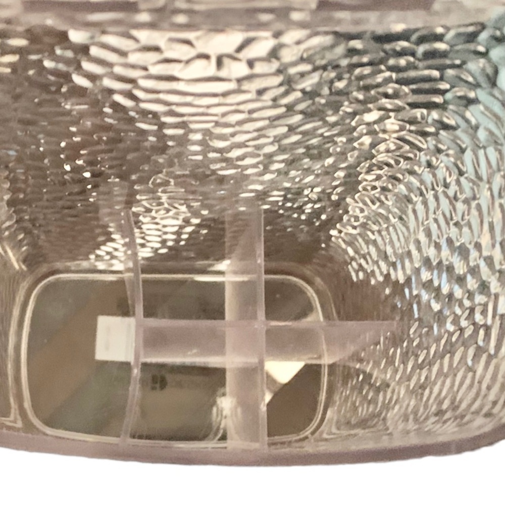 Clear Rain Toothbrush Storage Holder with Lid - Picture 5 of 5